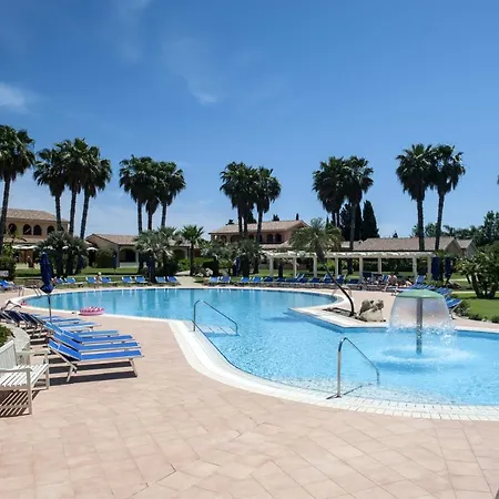 Lantana Hotel&apartments Hotel