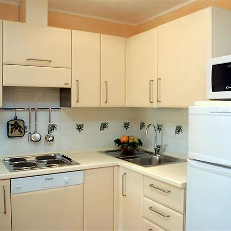 Hotel Lantana Hotel&apartments