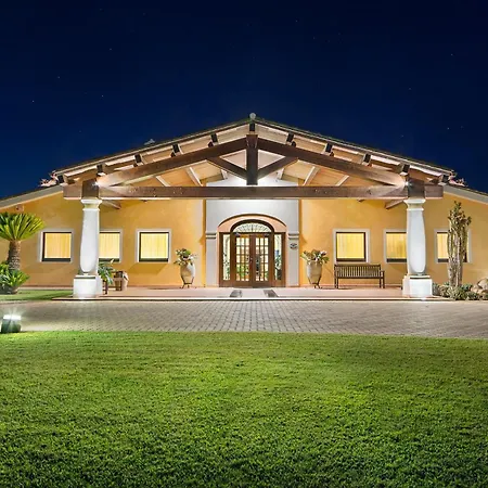 Lantana Hotel&apartments Hotel