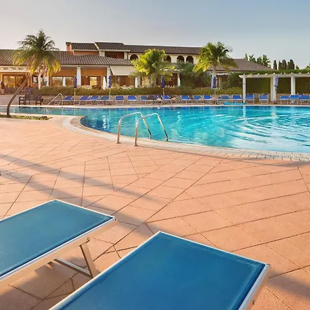 Lantana Hotel&apartments Otel