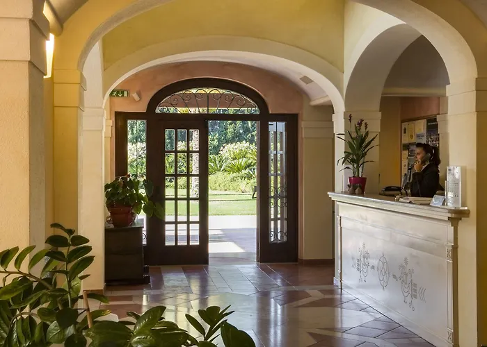 Lantana Hotel&apartments Hotel